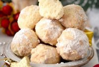 Cinnamon-Spiced Mexican Wedding Bites