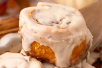 Effortless 2-Ingredient Pumpkin Cinnamon Rolls No Yeast