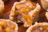 Effortless Autumn Apple Crisp Bites