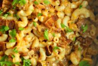 Loaded Ooey Gooey Bacon Cheeseburger Pasta