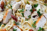 Velvety Chicken and Bacon Pasta