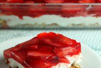 Strawberry Pretzel Delight