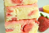 Homemade Strawberry Lemon Blondies