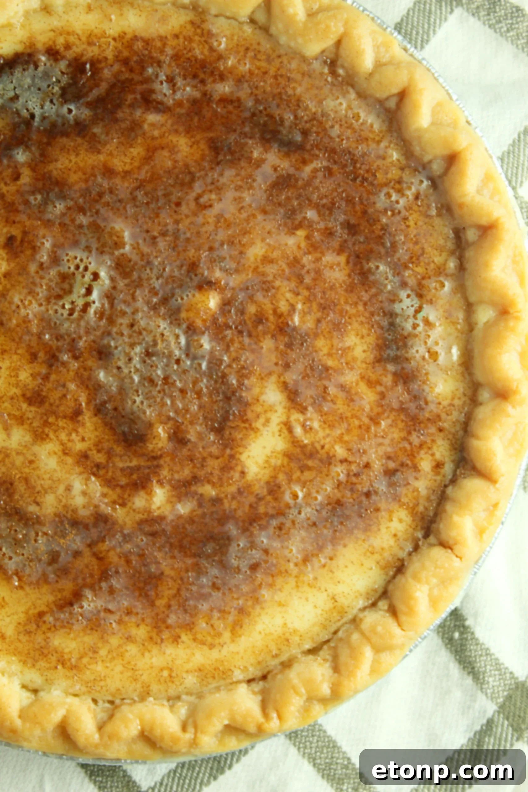 The process of preparing a Sugar Cream Pie