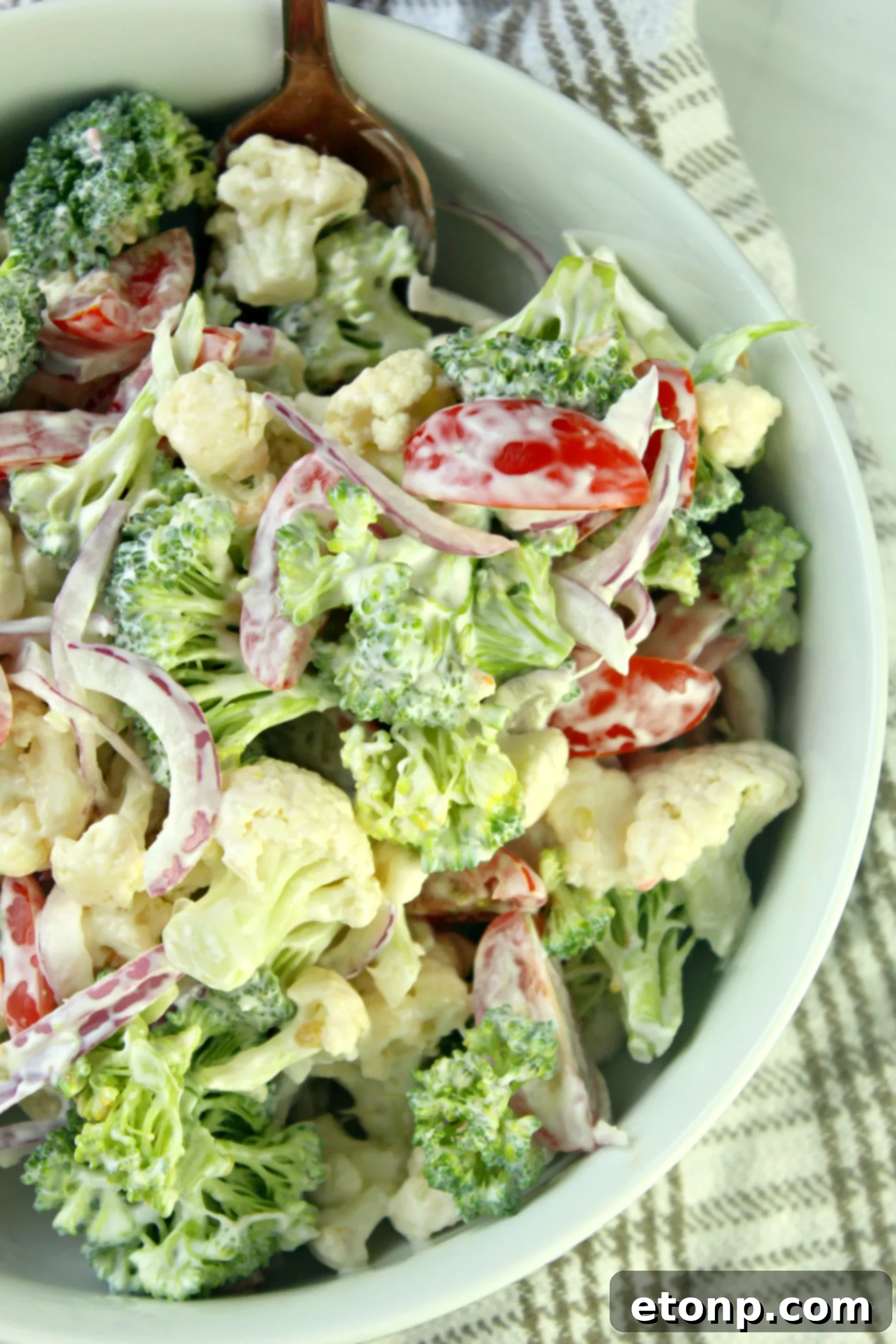 Close-up of fresh, vibrant broccoli florets, emphasizing their crisp texture, ideal for Christmas Salad.