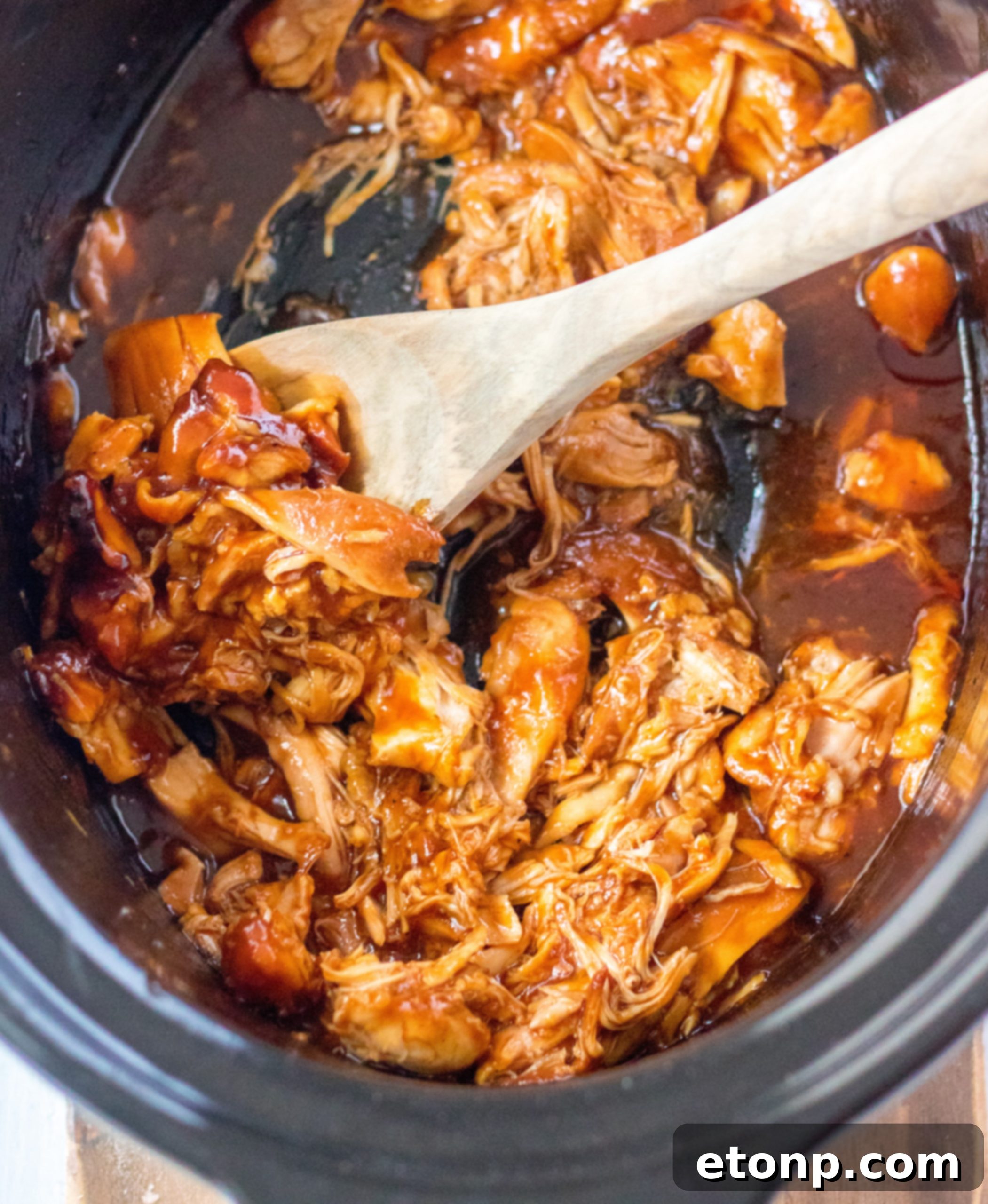 Ingredients for Slow Cooker Root Beer Chicken: chicken, BBQ sauce, root beer