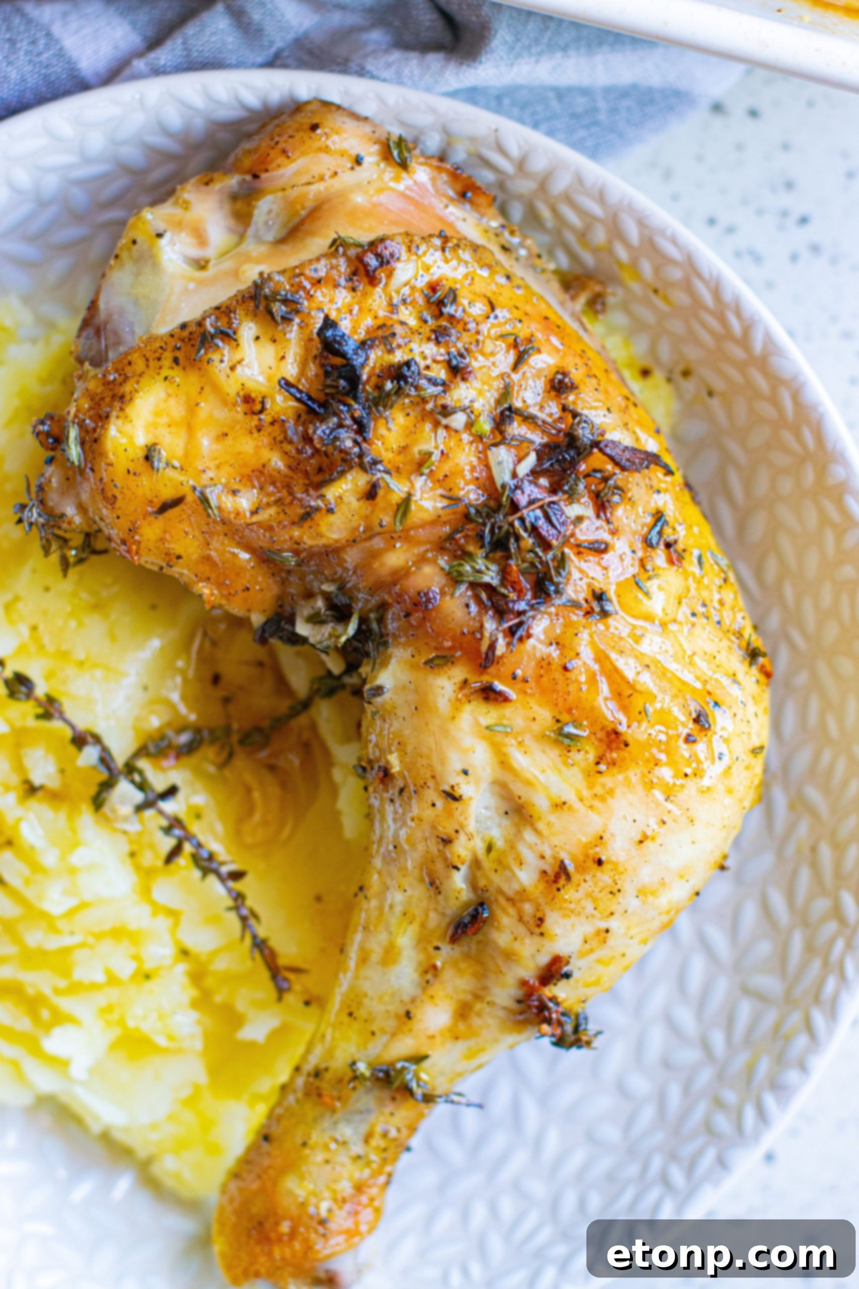 Golden Garlic Butter Roasted Chicken 8 Garlic Butter Baked Chicken, close up