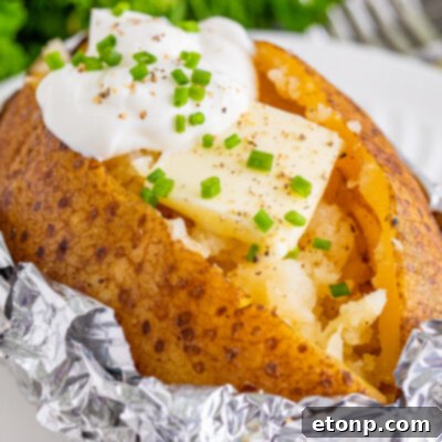 Slow Cooker Sour Cream & Chive Baked Potatoes