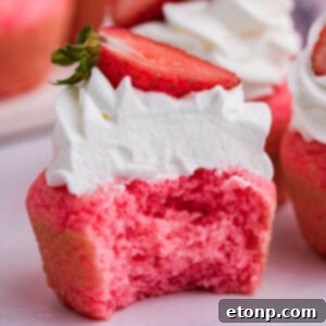 Delicious Weight Watchers Strawberry Muffins