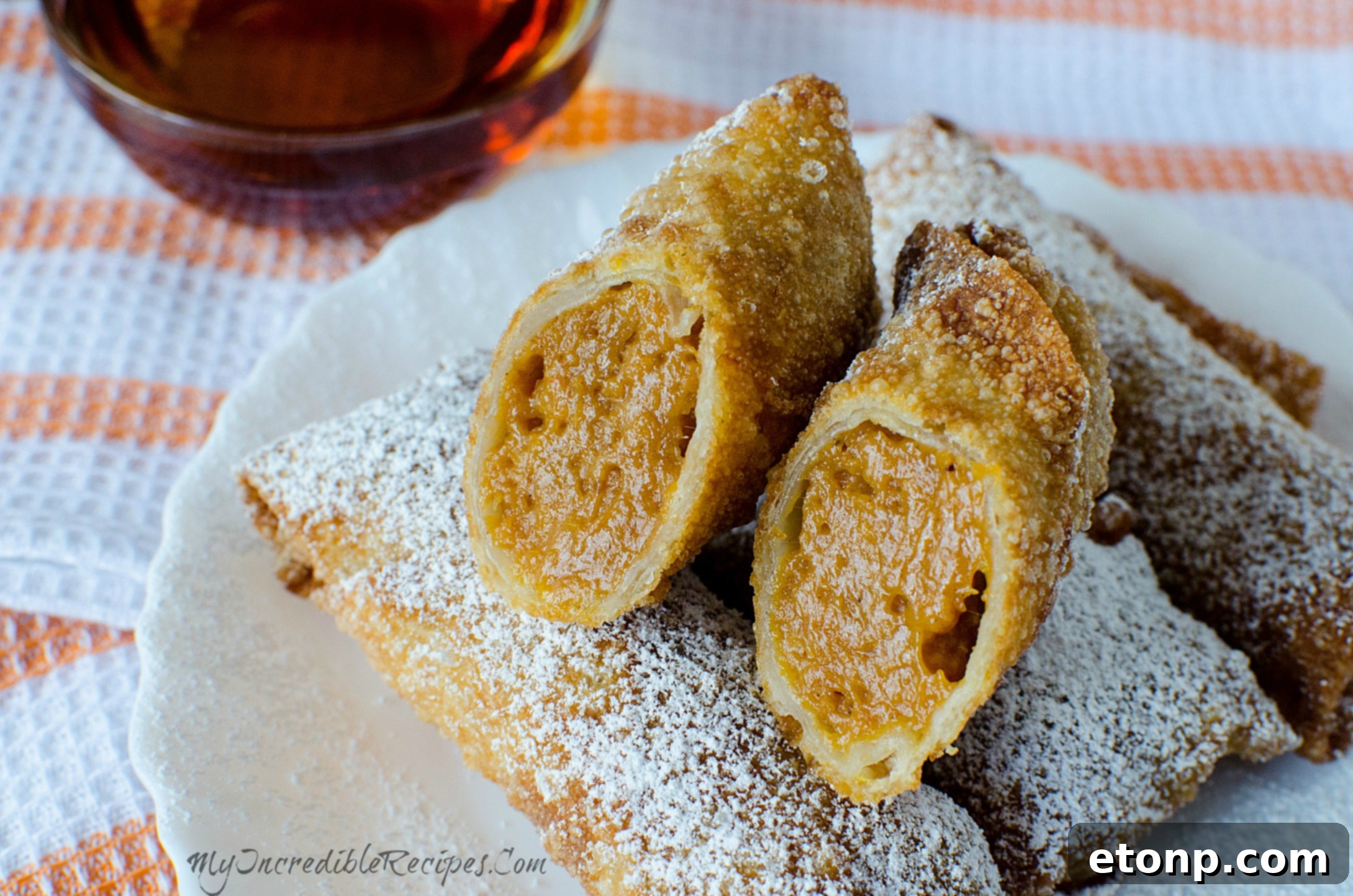 Sweet Pumpkin Pie Egg Rolls 9 Closeup of crispy pumpkin pie egg rolls