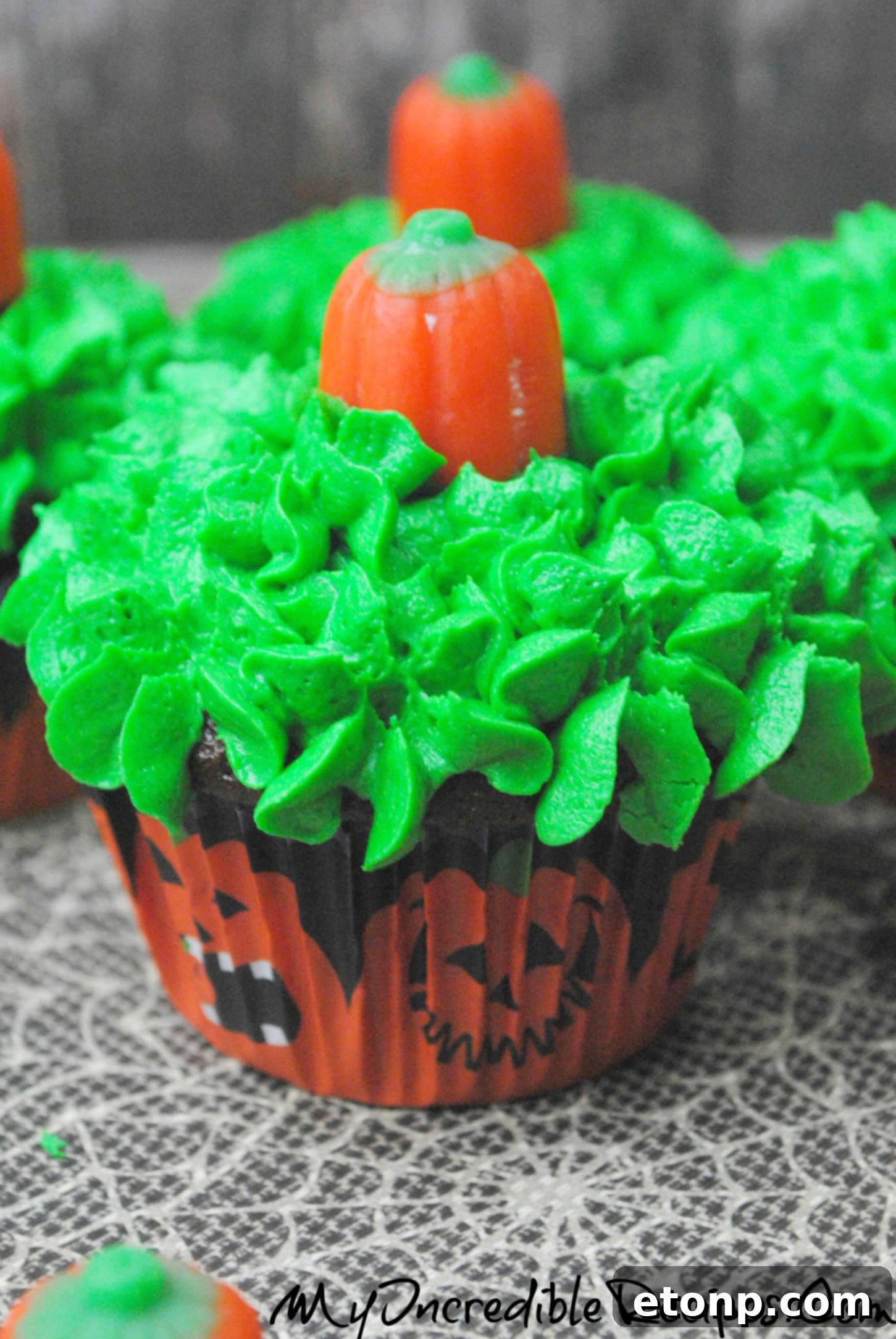 festive fall cupcakes