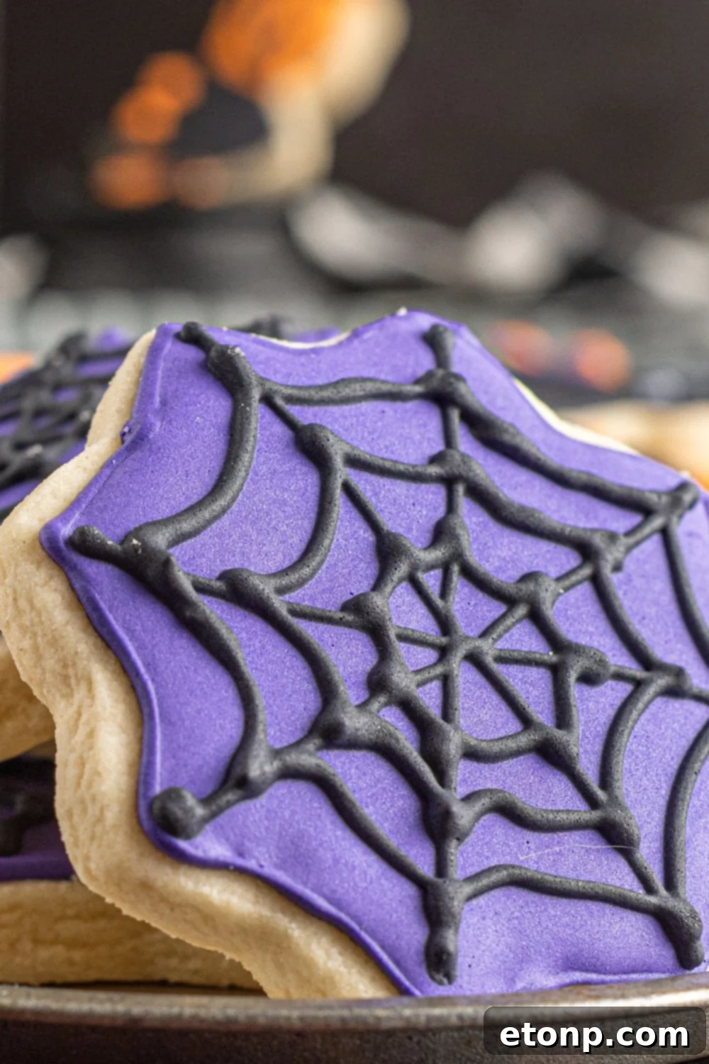 spider sugar cookies on table