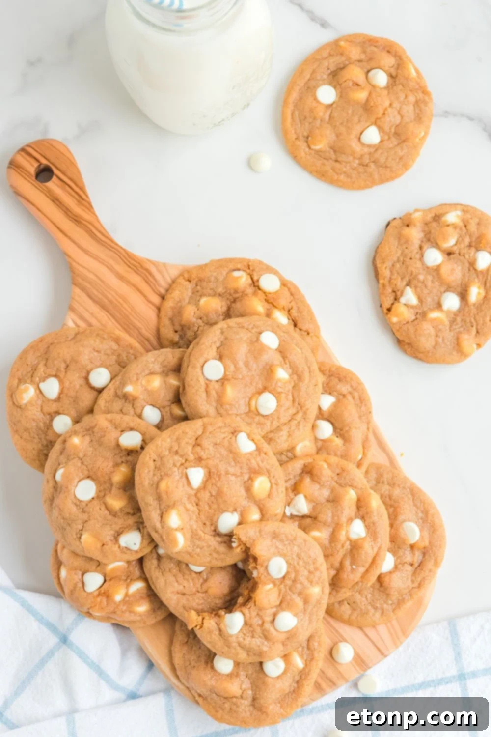baking tray with stacked cookies