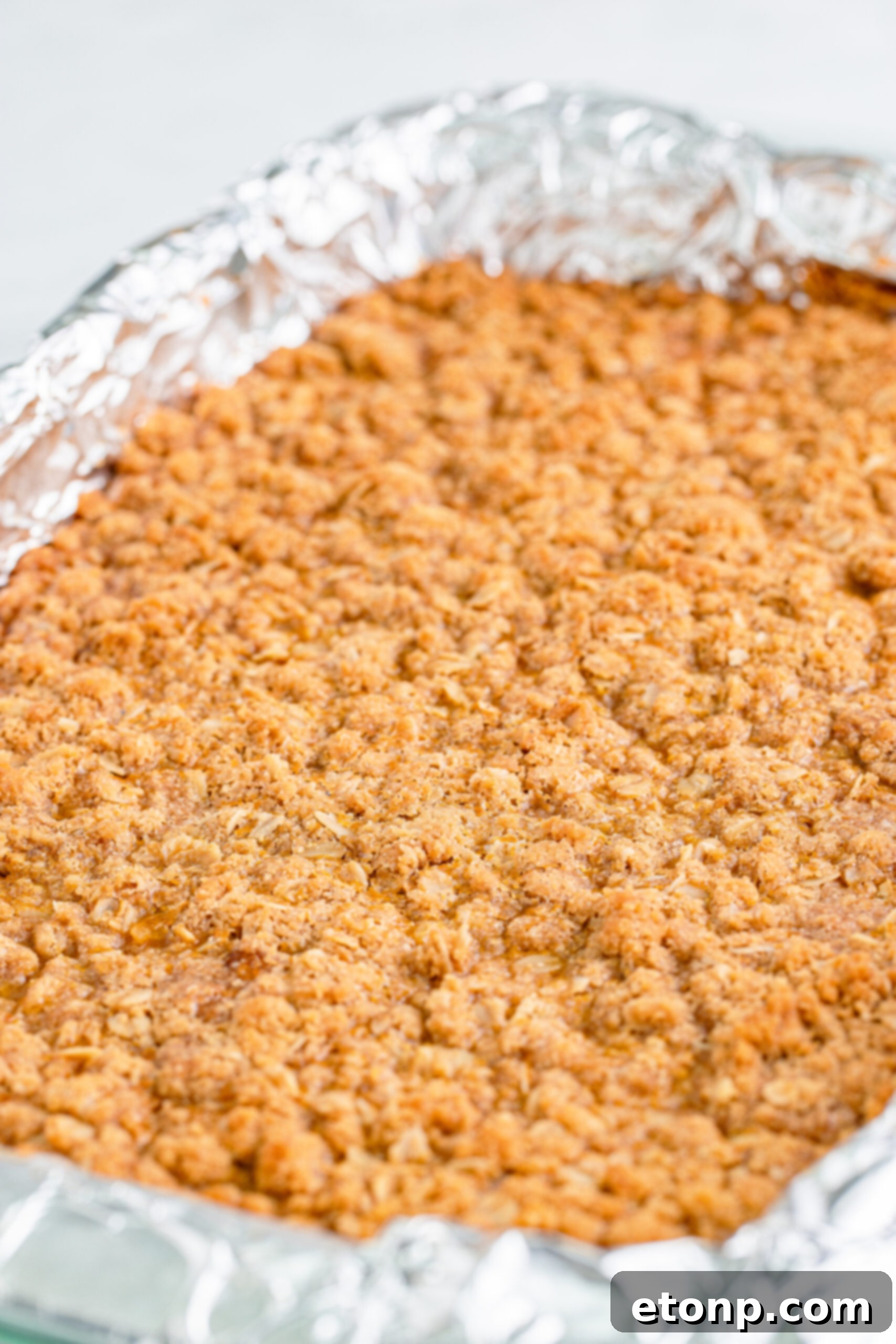 Sweet Autumn Pumpkin Crumble Bars 13 Cooked pumpkin streusel bars, golden brown