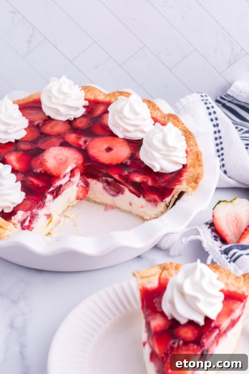 pan wih pie and a slice on plate