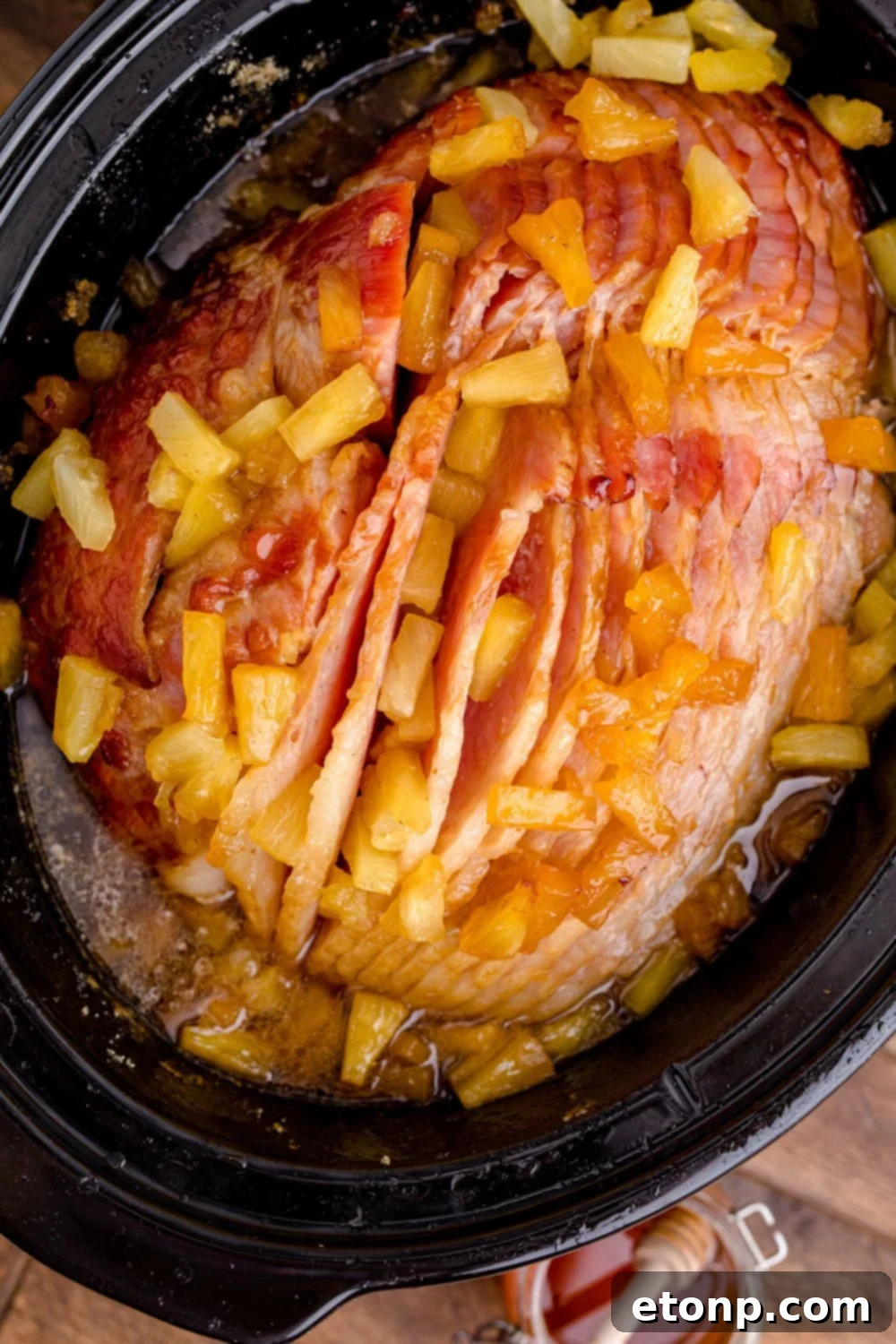 cooking spiral ham in crock pot