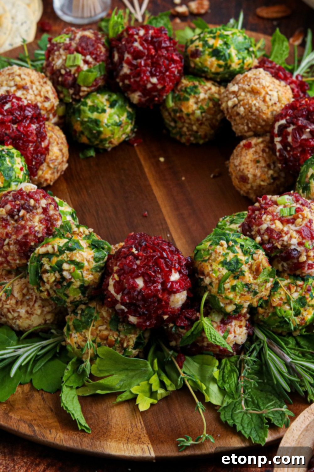 cranberry and nut cheese balls 