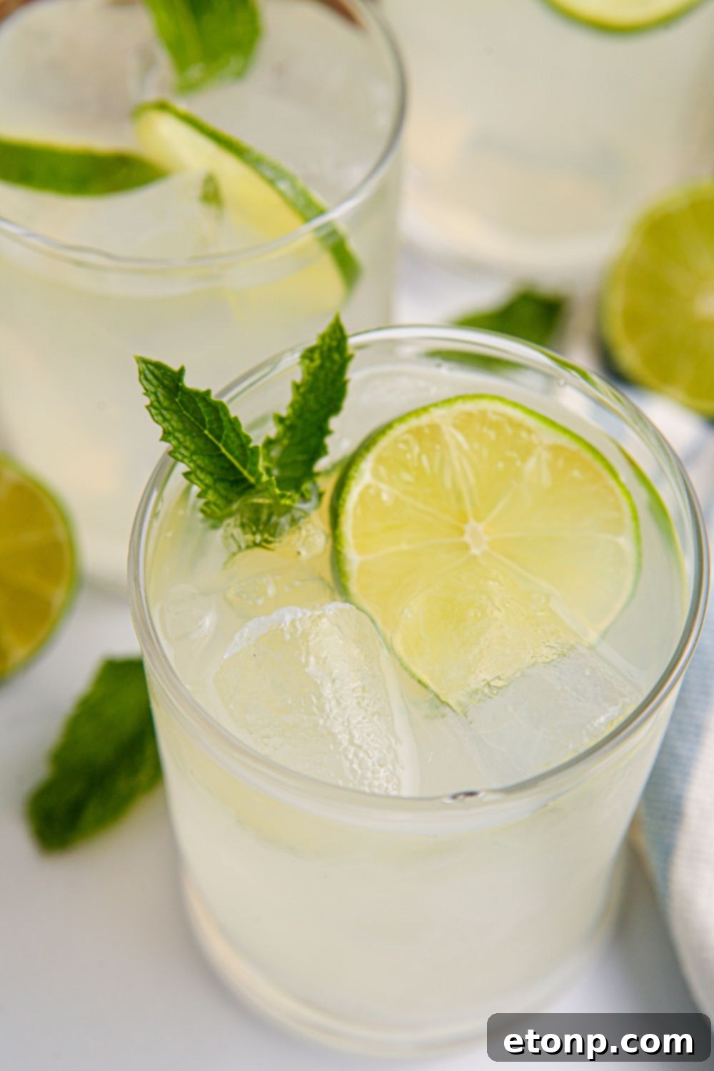 limeades in glasses garnished