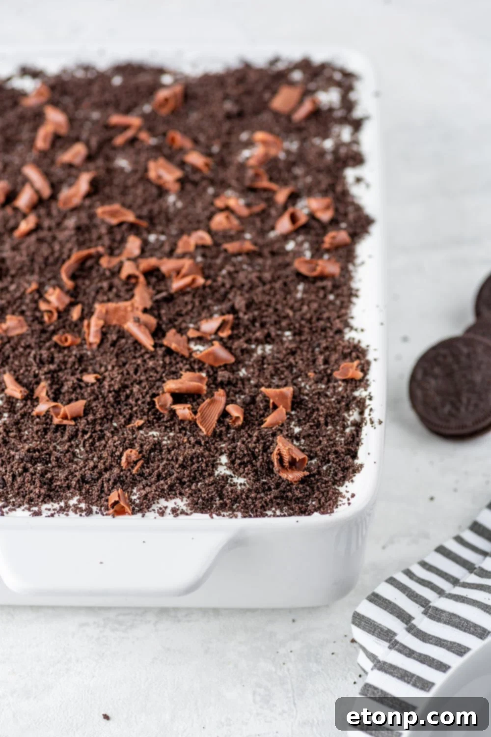 Decadent Chocolate Oreo Dream 17 overhead look of Chocolate Oreo Lush in a pan on table