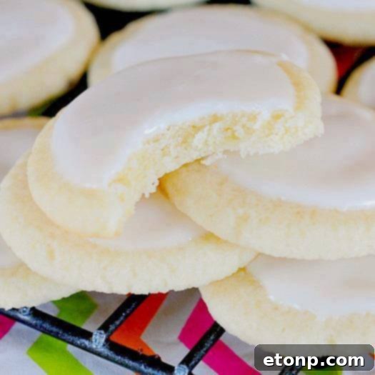 Butter Almond Meltaway Cookies