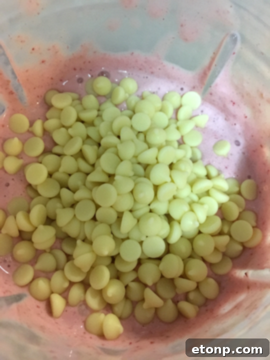 Strawberry White Chocolate Milkshake In-Process Step 6