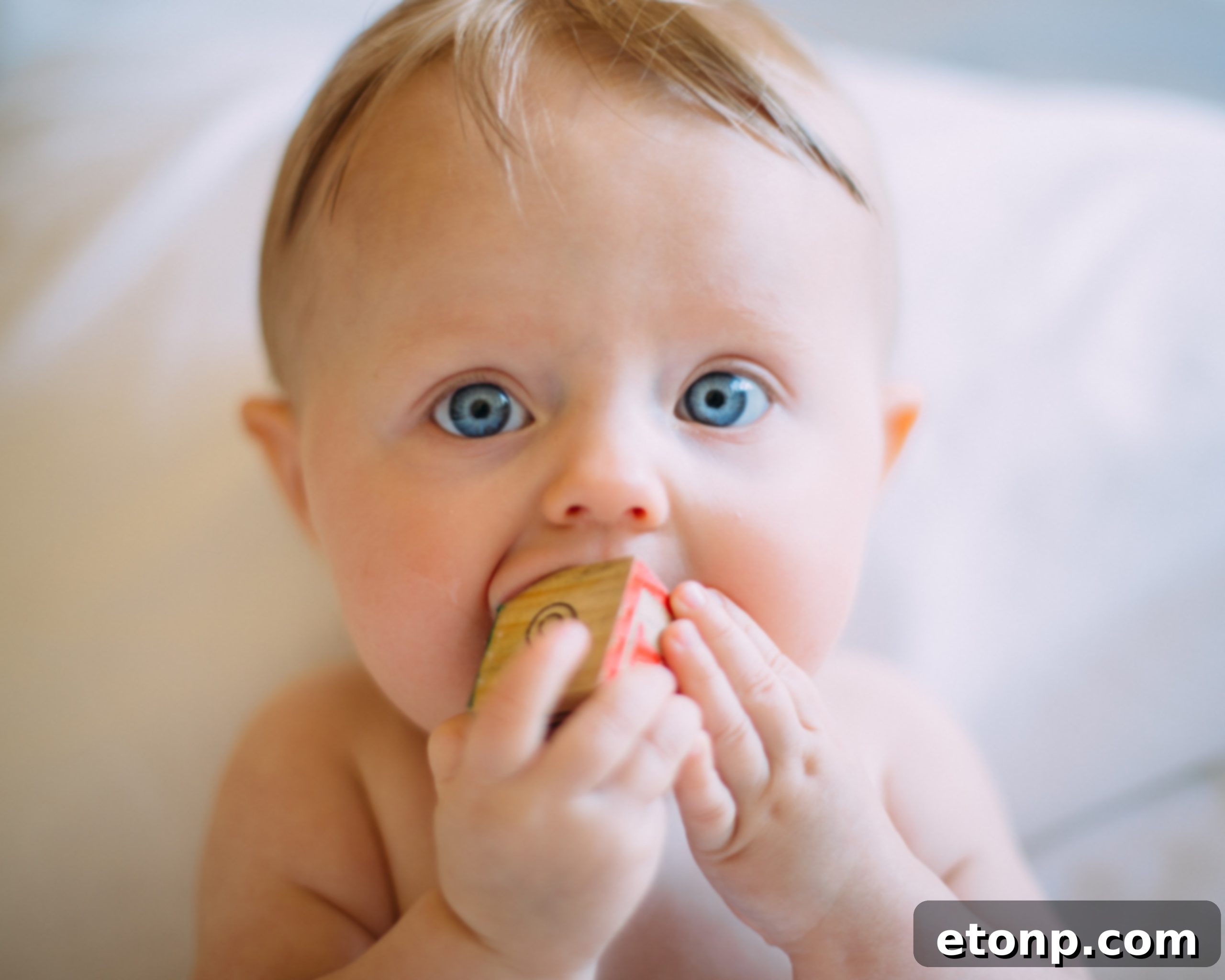 Person eating quickly, illustrating the link between eating speed and weight gain.