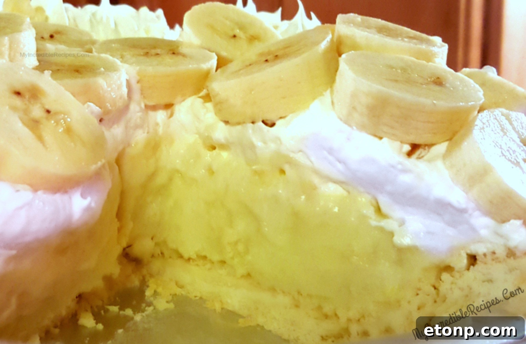Classic Banana Cream Pie 3 Close-up of a slice of Old-Fashioned Banana Cream Pie