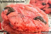 Strawberry Hot Chocolate Cake Mix Cookies